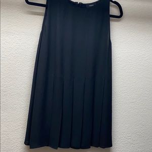 EUC ✨ Theory Sleeveless Blouse